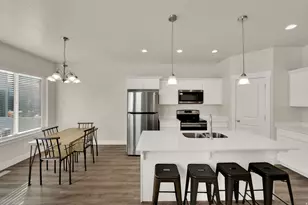 299 W 700 N, Vineyard, UT 84059 - Photo 4