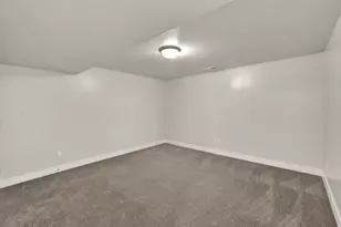 265 W 700 N, Vineyard, UT 84059 - Photo 12