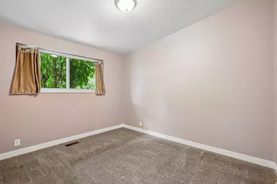 1134 E Manor Cir, Salt Lake City, UT 84124 - Photo 26