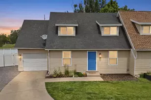 999 N 900 W, West Bountiful, UT 84087 - Photo 1