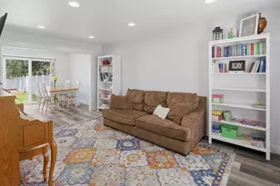 999 N 900 W, West Bountiful, UT 84087 - Photo 30