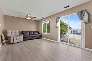 4121 Westlake Dr, Roy, UT 84067 - Photo 14