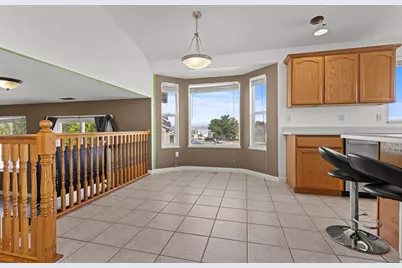 4121 Westlake Dr, Roy, UT 84067 - Photo 12