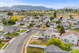 4121 Westlake Dr, Roy, UT 84067 - Photo 40