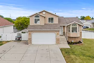 4121 Westlake Dr, Roy, UT 84067 - Photo 36