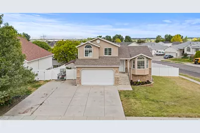 4121 Westlake Dr, Roy, UT 84067 - Photo 34