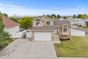 4121 Westlake Dr, Roy, UT 84067 - Photo 34