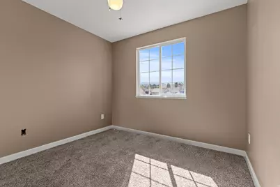 4121 Westlake Dr, Roy, UT 84067 - Photo 22