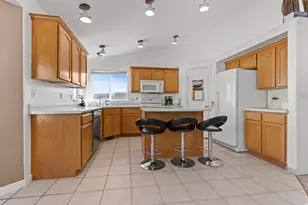 4121 Westlake Dr, Roy, UT 84067 - Photo 12
