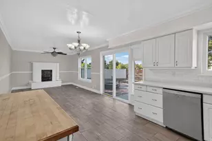 5473 S Walden Wood Cir W, Murray, UT 84123 - Photo 12