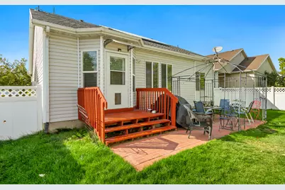 8433 S 6465 W, West Jordan, UT 84081 - Photo 18