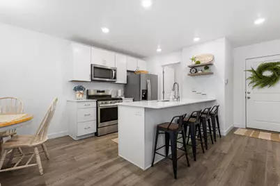 937 E Hercules Ct, Layton, UT 84040 - Photo 8