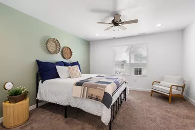 937 E Hercules Ct, Layton, UT 84040 - Photo 16