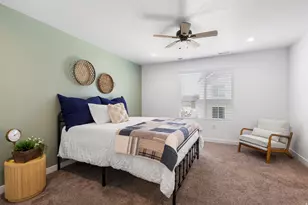 937 E Hercules Ct, Layton, UT 84040 - Photo 16