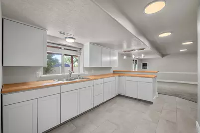 305 N Appleview Dr E, Santaquin, UT 84655 - Photo 20