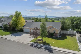 305 N Appleview Dr E, Santaquin, UT 84655 - Photo 32