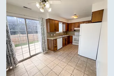 195 W 1190 N, Logan, UT 84341 - Photo 4