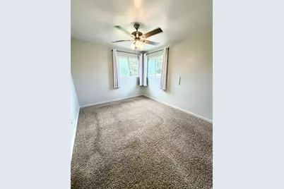 1055 E Sherwood Dr, Ogden, UT 84404 - Photo 22