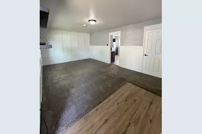 1055 E Sherwood Dr, Ogden, UT 84404 - Photo 8