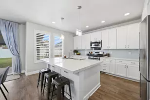 11704 S 2610 W, Riverton, UT 84065 - Photo 14