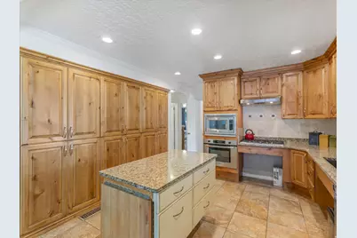 313 W 100 S, Kaysville, UT 84037 - Photo 8