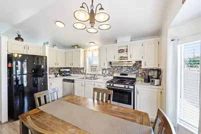 1525 S 400 E #13, Springville, UT 84663 - Photo 16