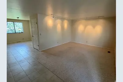 373 E 1200 N, Centerville, UT 84014 - Photo 4