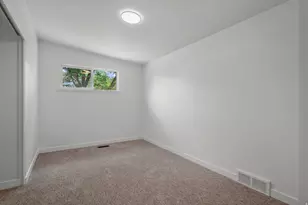 9135 S 510 E, Sandy, UT 84070 - Photo 18