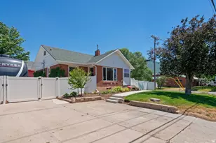 1214 N 300 W, Mapleton, UT 84664 - Photo 2