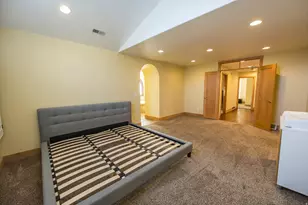 2249 E Gambel Oak Dr S, Sandy, UT 84092 - Photo 36