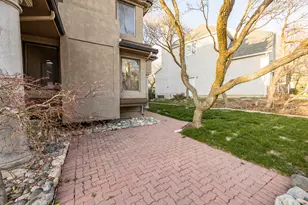 2249 E Gambel Oak Dr S, Sandy, UT 84092 - Photo 8