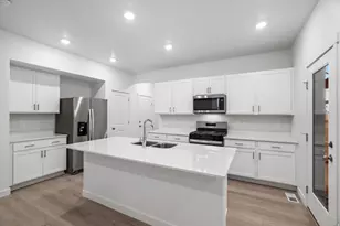 912 E Eden St, Eagle Mountain, UT 84005 - Photo 16