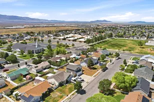 1038 S 860 W, Tooele, UT 84074 - Photo 30