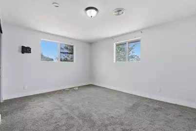 422 S Main St, Tooele, UT 84074 - Photo 10