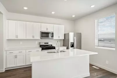 946 E Eden St #1695, Eagle Mountain, UT 84005 - Photo 12