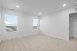946 E Eden St, Eagle Mountain, UT 84005 - Photo 24