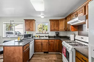 5604 S Brandy Wine W, Taylorsville, UT 84129 - Photo 10