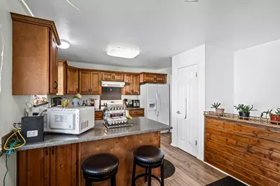 5604 S Brandy Wine W, Taylorsville, UT 84129 - Photo 12