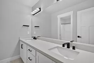 36 W Syracuse Rd, Vineyard, UT 84059 - Photo 40