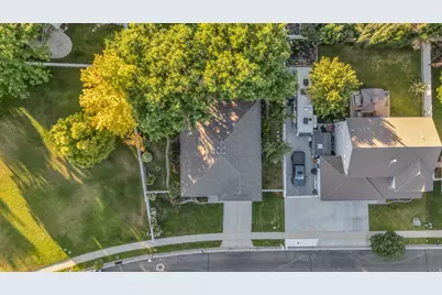 1234 W Oakridge Dr N, Farmington, UT 84025 - Photo 34