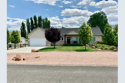 266 N 100 W, Glenwood, UT 84730 - Photo 4
