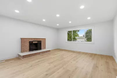 195 E Main St, Wellsville, UT 84339 - Photo 16