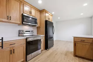 195 E Main St, Wellsville, UT 84339 - Photo 10