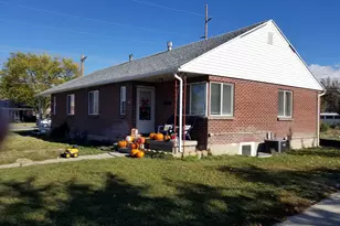 5313 S Alpine Dr, Murray, UT 84107 - Photo 2