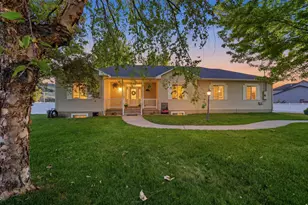 9135 S 300 W, Paradise, UT 84328 - Photo 38
