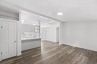 2875 400 W #7, Layton, UT 84041 - Photo 8