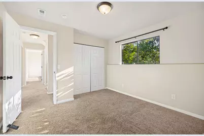 2252 S 400 W, Clearfield, UT 84015 - Photo 14