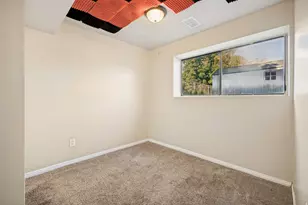 2252 S 400 W, Clearfield, UT 84015 - Photo 14