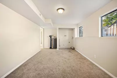 2252 S 400 W, Clearfield, UT 84015 - Photo 18