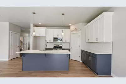 4184 E Sun Crest Dr, Eagle Mountain, UT 84005 - Photo 8
